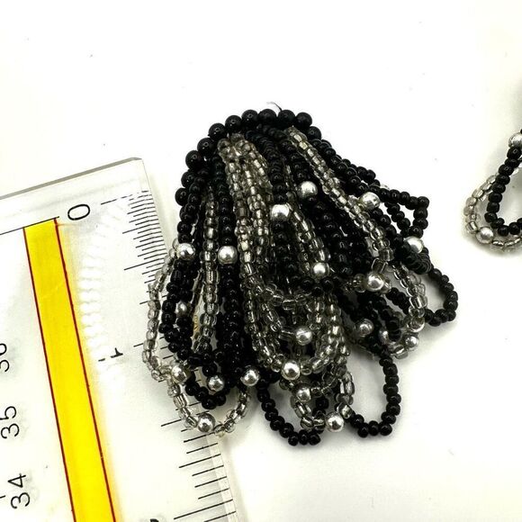 Black and silver tone beaded multi strand beaded clip on vintage earrings - Picture 8 of 8